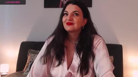 Melissa Khaan online show from February 2025 11:01:02 AM