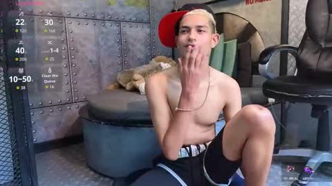 itszairen online show from March 2026 05:28:01 PM