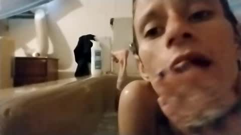 ittybitty0075 online show from March 2026 11:19:02 PM