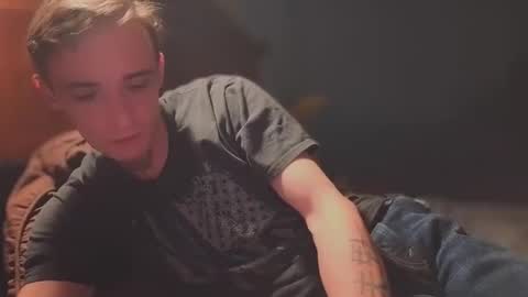 Snapshot of itzd123 chatting on April 2026 06:58:02 AM itzd123 online show from April 2026 06:58:02 AM