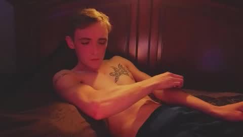 Snapshot of itzd123 chatting on April 2026 07:45:01 AM itzd123 online show from April 2026 07:45:01 AM