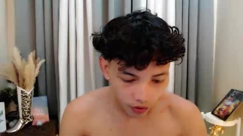 Snapshot of itzme_curlyalvin chatting on March 2026 11:13:01 AM alvin pandoy online show from March 2026 11:13:01 AM