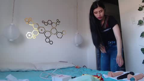 Adris online show from February 2025 10:21:01 PM