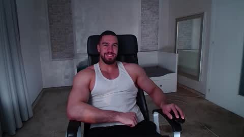 IvanHydee online show from March 2026 05:46:01 AM