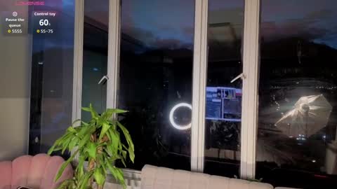 Ivanna West online show from October 2025 10:22:02 AM