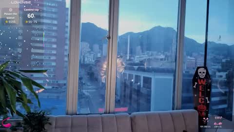 Ivanna West online show from November 2025 11:23:02 AM