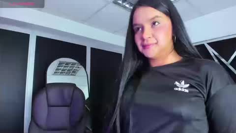 ivannaa18 online show from September 2025 03:41:02 AM