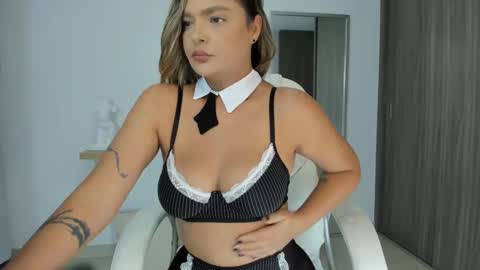 Snapshot of ivannasaenzcute chatting on March 2025 12:54:02 AM Ivanna online show from March 2025 12:54:02 AM