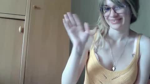 Snapshot of ivetta911 chatting on March 2026 12:16:01 PM ivetta911 online show from March 2026 12:16:01 PM