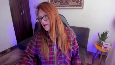 IVETTE online show from September 2025 11:59:02 AM