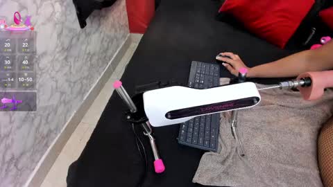 Ivis  online show from April 2026 01:37:02 PM