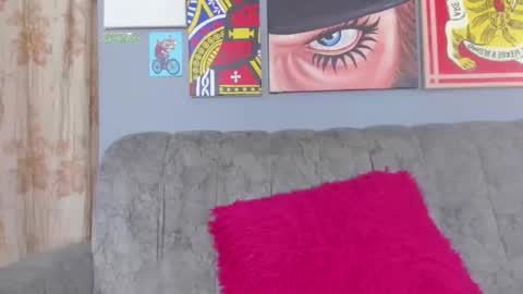 IvonJanice online show from December 2025 02:12:02 PM