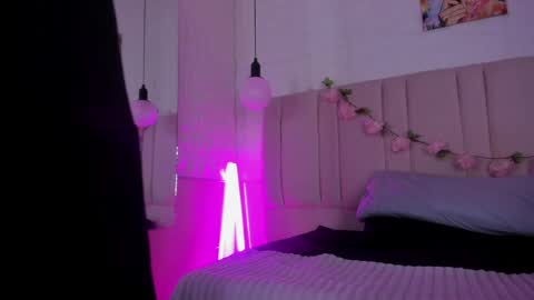 Snapshot of ivonne_valencia chatting on May 2026 02:36:02 PM ivonne_valencia online show from May 2026 02:36:02 PM