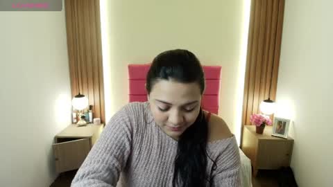 I V O N N E R O S S online show from April 2026 11:55:02 AM