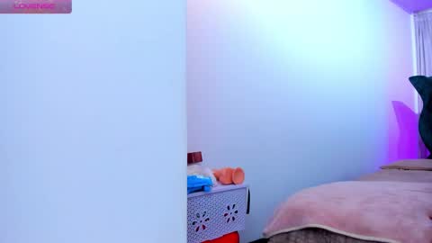 Ivonny online show from November 2025 09:26:01 PM