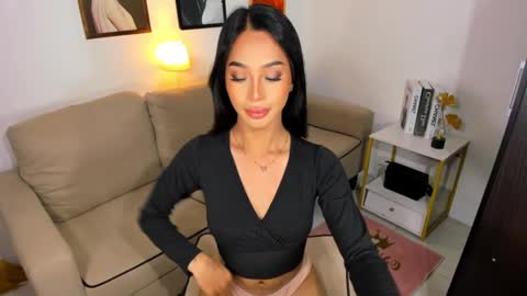 kirstenelsie online show from January 2025 09:43:02 AM