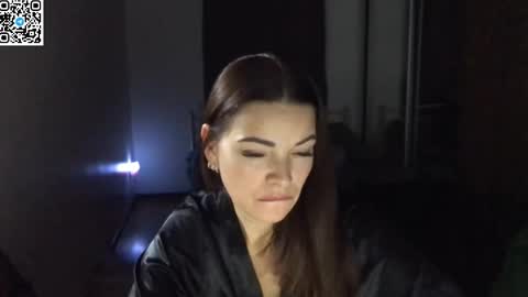 Lana online show from March 2026 10:18:01 PM