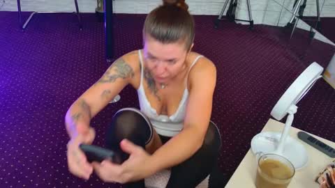 Celine online show from November 2025 05:28:02 AM