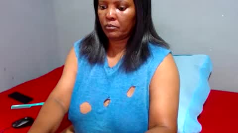 Snapshot of ivorytits48 chatting on January 2025 05:32:02 AM IVORYTITS48 online show from January 2025 05:32:02 AM