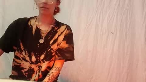 ivorytrixx online show from December 2025 11:54:01 PM