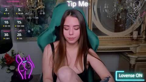 Snapshot of ivorywood_ chatting on October 2025 08:56:02 AM ivorywood_ online show from October 2025 08:56:02 AM