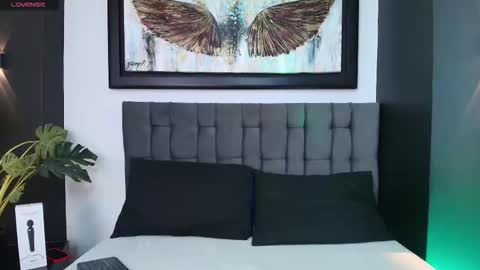 ivi rosse  online show from March 2026 02:09:02 PM