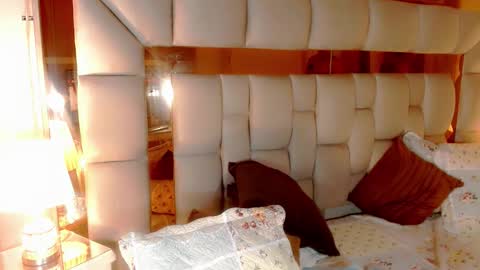 Snapshot of ivvysoul chatting on December 2025 07:53:02 PM ivvysoul online show from December 2025 07:53:02 PM