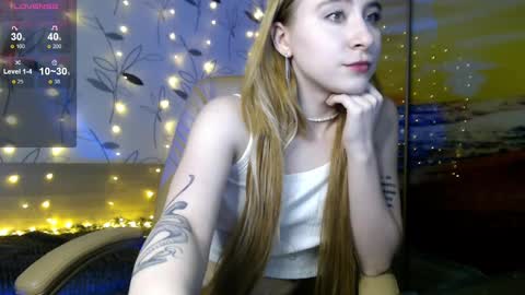 Snapshot of ivy_dean_ chatting on March 2025 10:43:02 PM Ivy online show from March 2025 10:43:02 PM