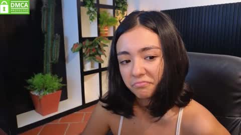 Snapshot of ivy_gail chatting on October 2025 06:04:02 AM IVY online show from October 2025 06:04:02 AM