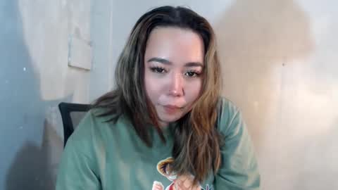 Snapshot of ivy_hottie chatting on December 2025 03:21:01 PM IVY online show from December 2025 03:21:01 PM