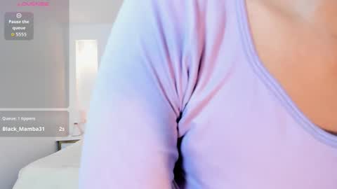 NEW MODEL Ivy online show from October 2025 08:17:01 PM