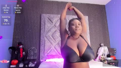 Snapshot of ivybennett chatting on October 2025 01:17:01 PM IVANA online show from October 2025 01:17:01 PM