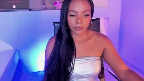 i v y  b l i s s online show from January 2025 12:01:01 PM