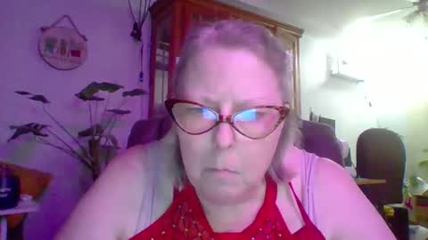 ivyjane3522 online show from April 2026 01:19:01 AM