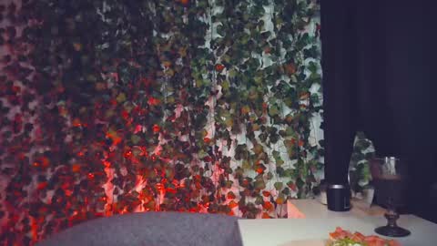 Miss Ivy online show from December 2024 07:03:02 PM