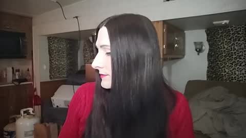Snapshot of ivyrose499 chatting on February 2025 07:03:01 PM IvyRose499 online show from February 2025 07:03:01 PM