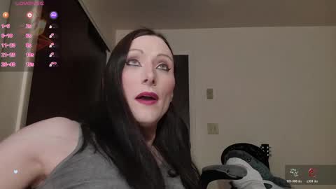 Snapshot of ivyrose499 chatting on April 2026 05:25:01 PM IvyRose499 online show from April 2026 05:25:01 PM