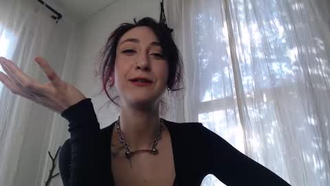 Ivy Rosie online show from February 2026 03:27:02 PM