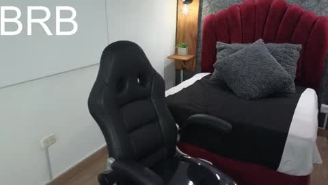 Snapshot of ivyrush09 chatting on October 2025 03:06:01 AM ivyrush09 online show from October 2025 03:06:01 AM