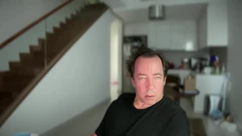 chat with me to find out online show from February 2025 03:32:02 AM