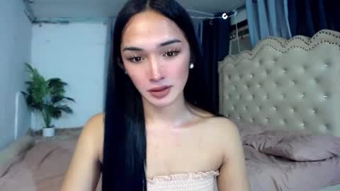 iwillcum4u_ online show from November 2025 02:00:02 AM