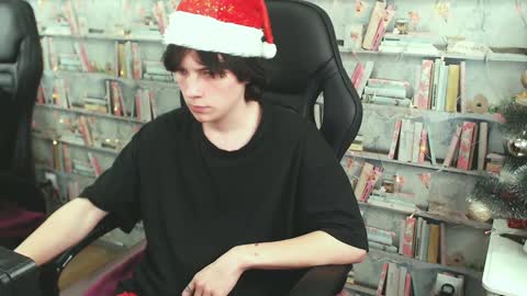 Maxim online show from December 2024 08:42:02 PM