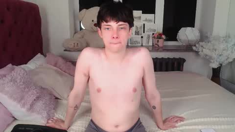 Maxim online show from March 2026 03:38:01 PM