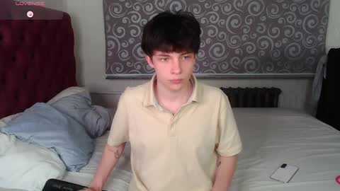 Maxim online show from April 2026 04:26:02 PM