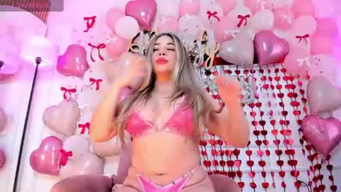 Snapshot of ixchelcherry chatting on July 2026 06:56:01 PM Ixchel online show from July 2026 06:56:01 PM