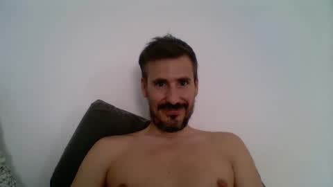 Snapshot of iyoperro chatting on October 2025 11:42:02 AM Casandro online show from October 2025 11:42:02 AM