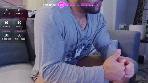 Izaak online show from September 2025 11:39:02 PM