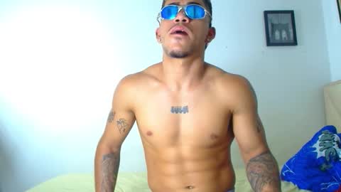 Snapshot of izaak_taylor7 chatting on December 2025 06:00:01 AM izaack online show from December 2025 06:00:01 AM