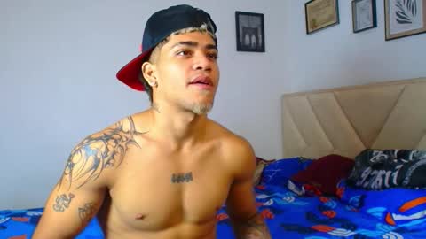 Snapshot of izaak_taylor7 chatting on February 2026 11:09:02 AM izaack online show from February 2026 11:09:02 AM