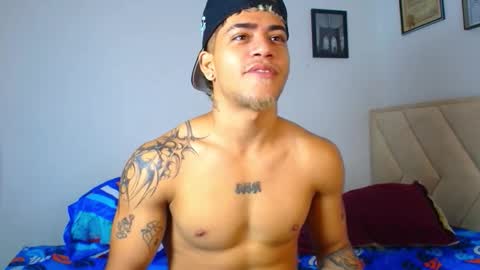 Snapshot of izaak_taylor7 chatting on February 2026 04:55:02 AM izaack online show from February 2026 04:55:02 AM